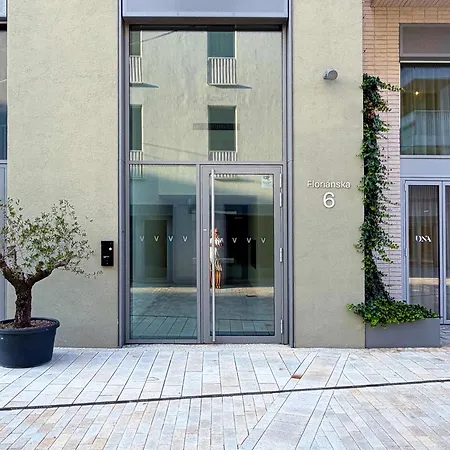 Daire Design - Steps From The Castle And Danube *